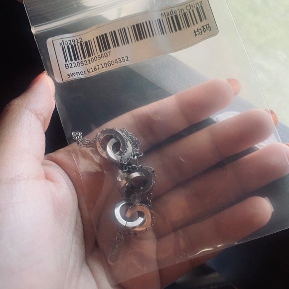 Rhinestone Round Charm Necklace and earrings - Picture 6 of 6